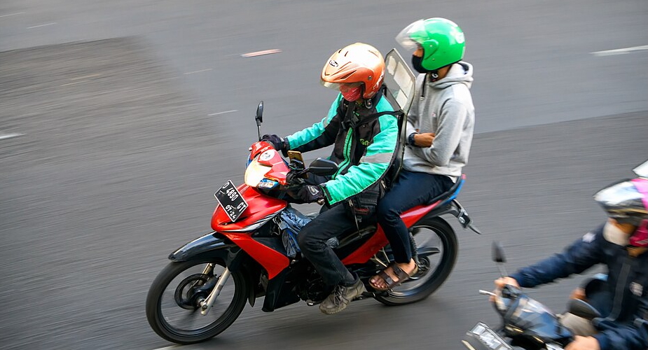 Dividing gig workers from within